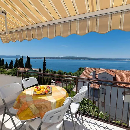 Beeindruckendes Nur 400 Meter Zum Sandstrand Mit Panoramablick * Crikvenica