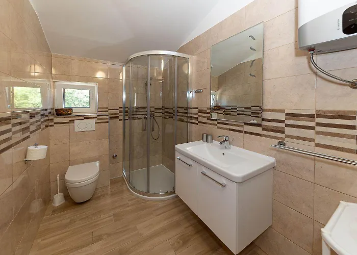 Beeindruckendes Nur 400 Meter Zum Sandstrand Mit Panoramablick Appartement Crikvenica